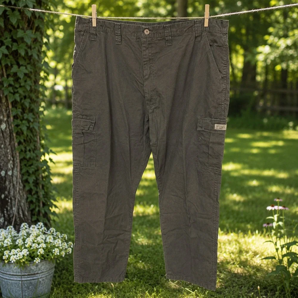 Wrangler Cargo Pants Men's 44x30 Olive Green 100% Cotton Utility Outdoor Work